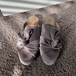 Velvet mules worn once